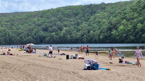 These Are The Best Beaches In Pennsylvania